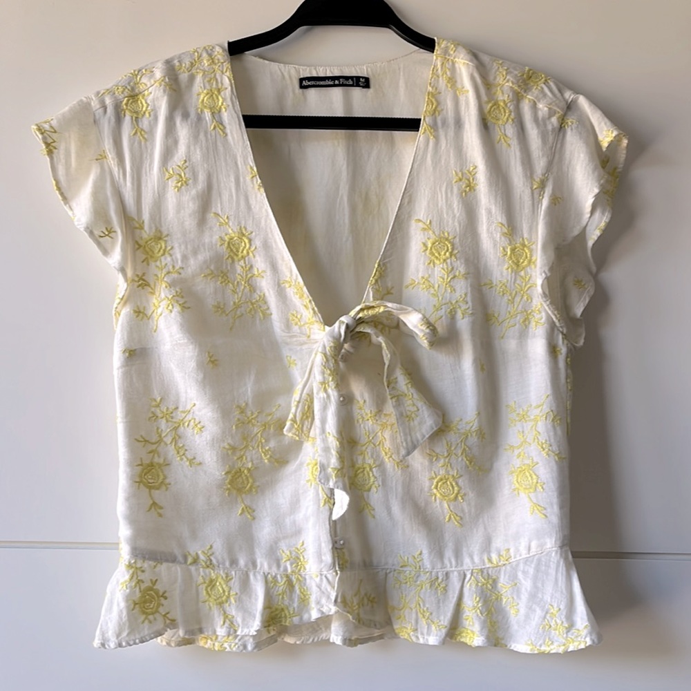 Embroidered floral Abercrombie blouse